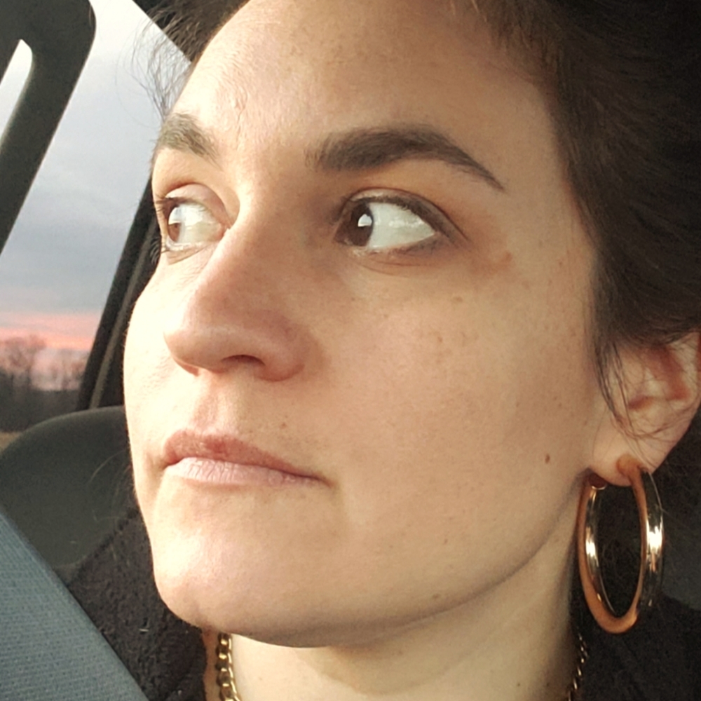 Meet your Posher, Lauren